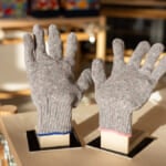 Yomigaeri: Recycled Work Gloves Made Primarily from Used Clothing Fibers